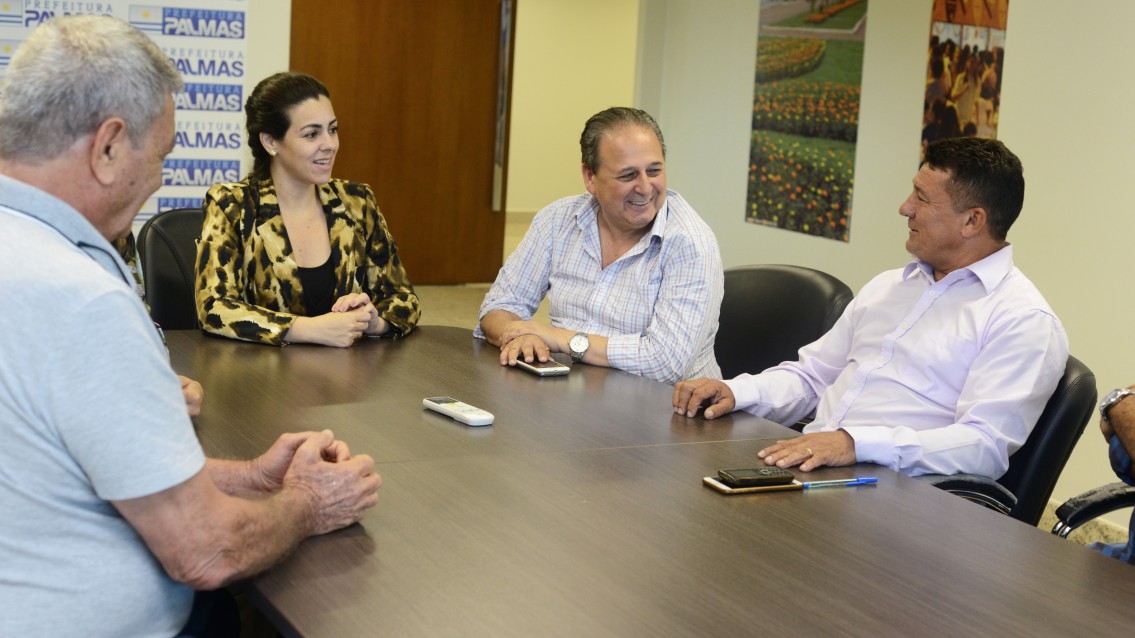 Prefeita empossa novo secretário executivo da Subprefeitura de Palmas