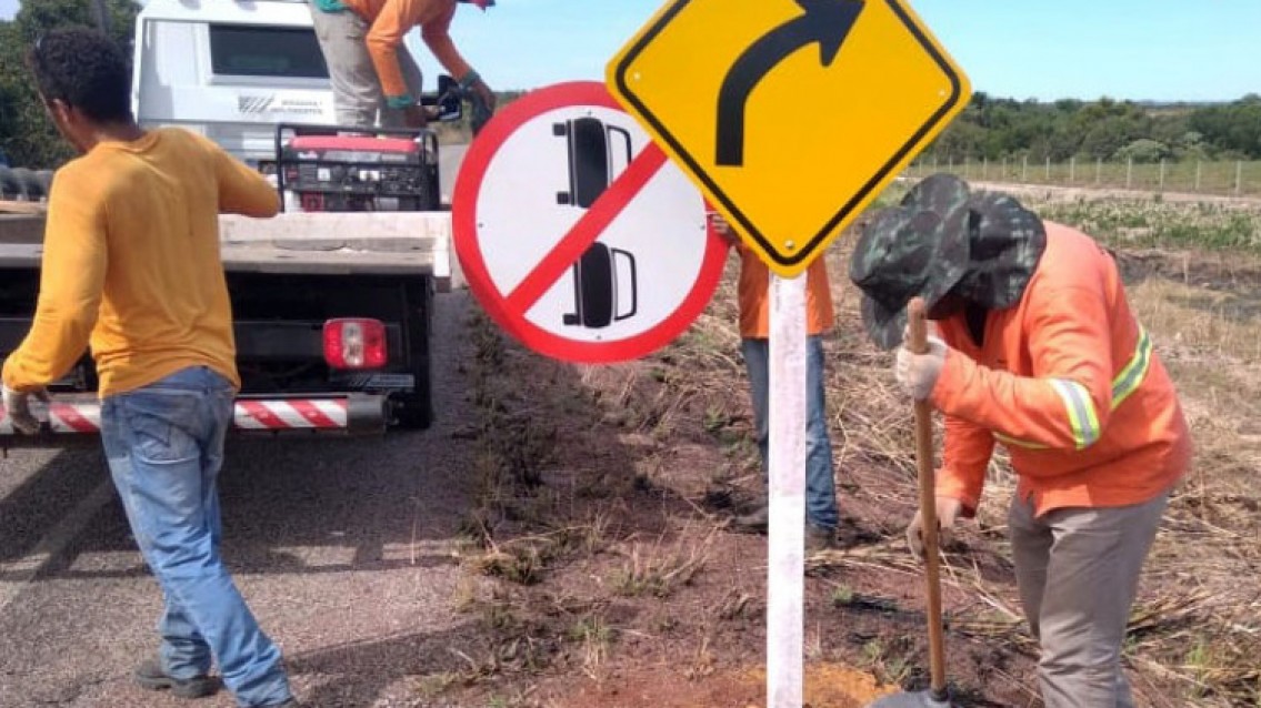 Governo do Tocantins realiza revitalização de sinalização em rodovias