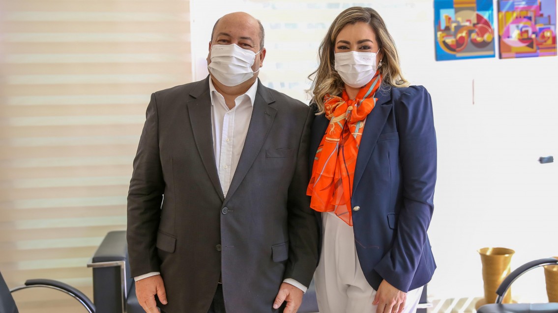 Cinthia Ribeiro e André Gomes são diplomados pela Justiça Eleitoral