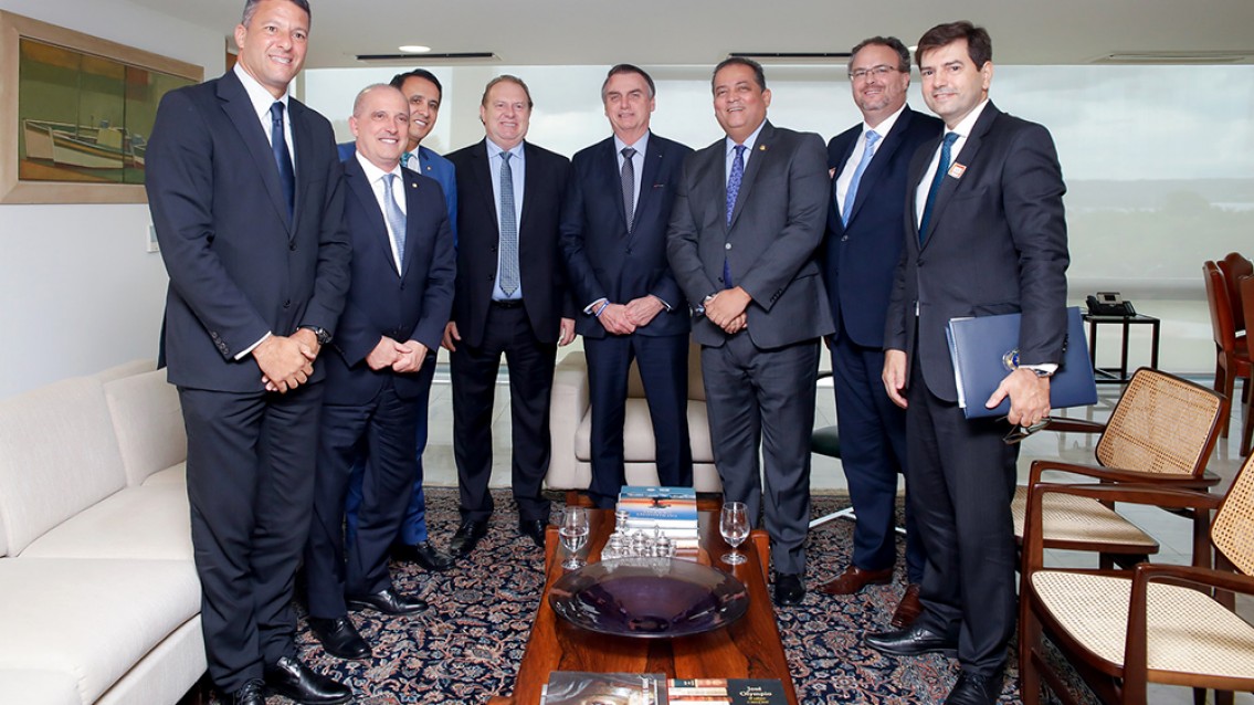 Governador do Tocantins é recebido pelo presidente Bolsonaro
